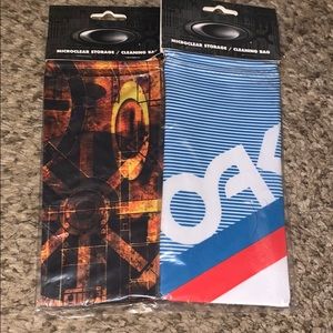 2 Oakley cleaning bags